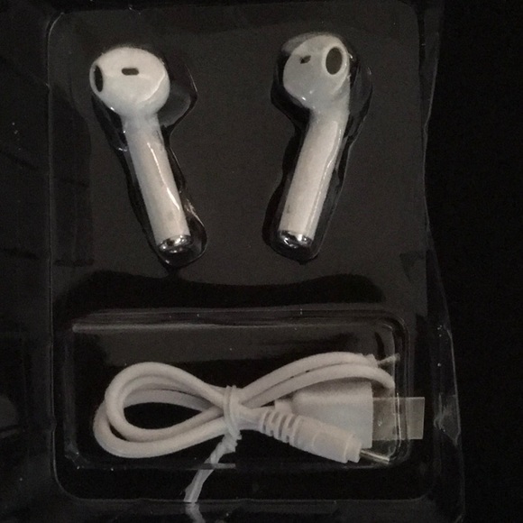 Bluetooth Earbuds NWOT♦️ - Picture 2 of 4